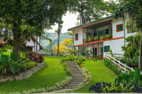 Hacienda Charrascal Coffe Farm